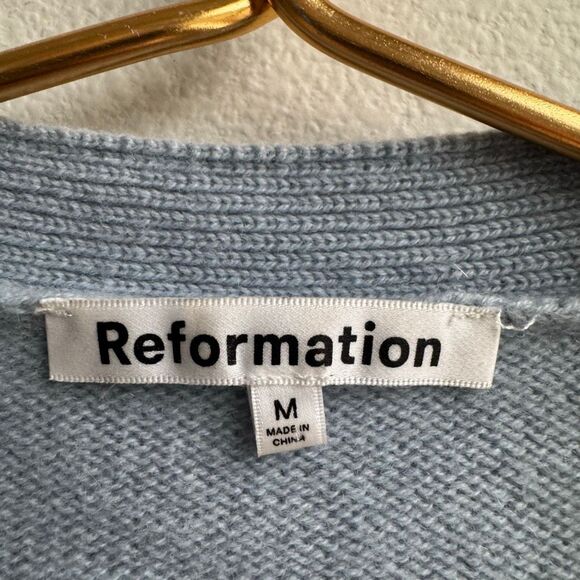 Reformation 100% Cashmere Varenne Blue Boxy Relaxed Cardigan Size Medium V Neck - Picture 4 of 7